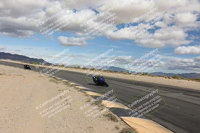 media/Nov-16-2025-Race Pace (Sun) [[8c5fa54630]]/Verified Riders/6-Turn 10 Inside (1145am)/